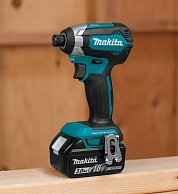 Аккумуляторный шуруповерт Makita  DTD 153 ZJ   в чемодане (18.0 В, БЕЗ АККУМУЛЯТОРА, 1 скор., 170 Нм, шурупы до 13)