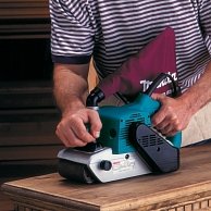 Шлифовальная машина Makita 9403